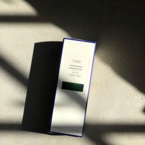Oribe Featherbalm Weightless Styler